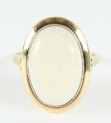 OPALRING, 585/ooo Gelbgold, Vollopalcabochon, RG 56, 3,9g