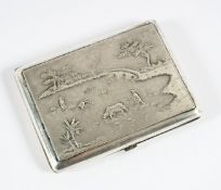 ETUI, Silber, auf den Deckeln gravierter und reliefierter Dekor, L 8, 81g, VIETNAM, 20.Jh.