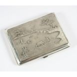 ETUI, Silber, auf den Deckeln gravierter und reliefierter Dekor, L 8, 81g, VIETNAM, 20.Jh.