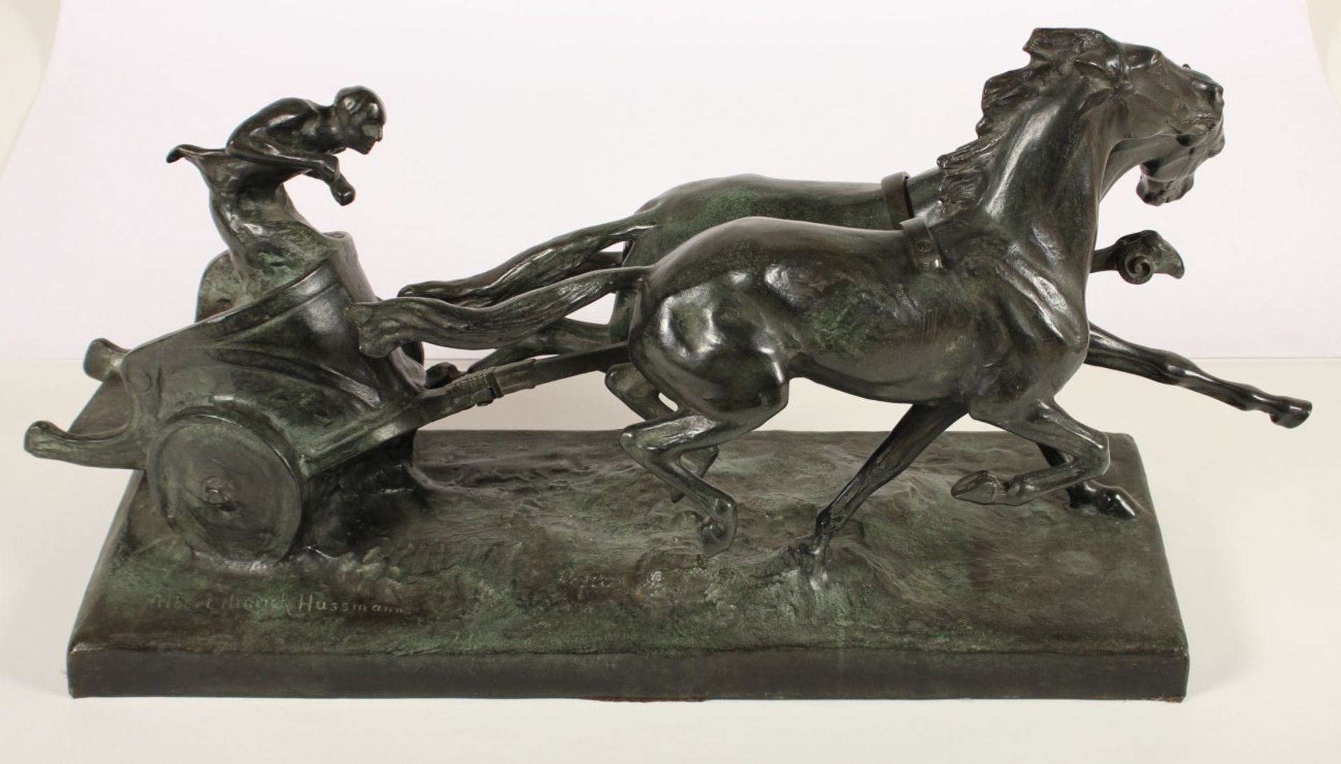 HUSSMANN, Albert Hinrich (1874-1946), "Siegeswagen", Bronze, L 75, H 40, auf dem Sockel signiert, - Bild 2 aus 4