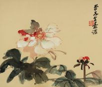 ALBUMBLATT, Tusche und Farben auf Stoff, "Blumen", Aufschrift und Siegel, in der Art von ZHANG