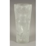 GROSSE ART DÉCO-VASE, farbloses, satiniertes Glas, H 42, unter dem Stand monogrammiert "SW", wohl