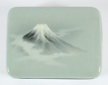 EMAIL-DOSE, in der Art von Andô Jubei auf dem Stülpdeckel in Grautönen Ansicht auf den Fuji, innen