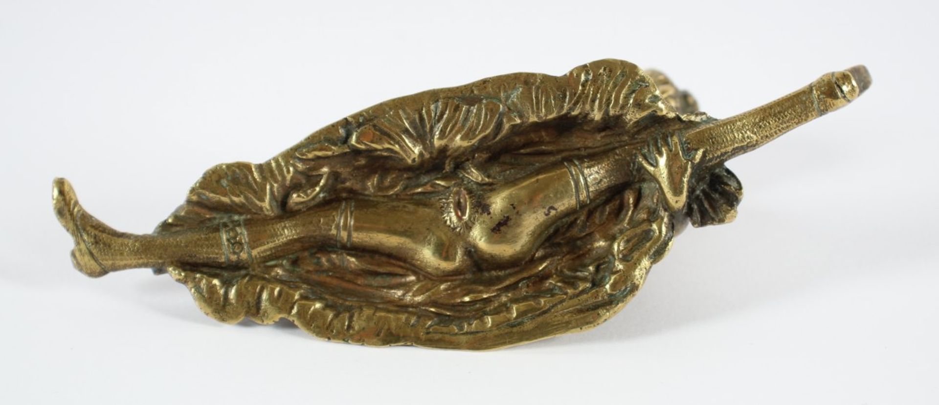 FRANKREICH, um 1900, "Erotische Frauenfigur", Bronze, L 15 - Bild 2 aus 3