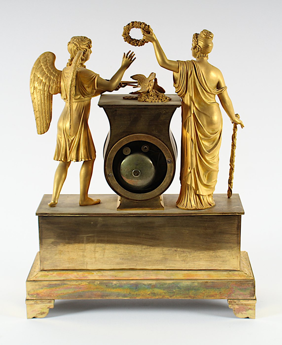 FIGURENPENDULE "AMOR STRECKT SEINE WAFFEN", Bronze, feuervergoldet, Werk mit Fadenaufhängung und - Image 3 of 5