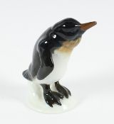 "PINGUIN", naturalistisch bemalt, H 8, Modellnr. 396, Entwurf Karl HIMMELSTOSS von 1914,