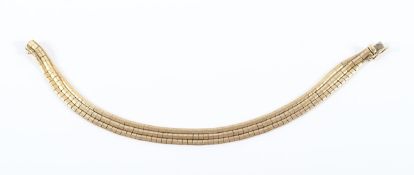 ARMBAND, 585/ooo Gelbgold, dreireihig, Stäbchenglieder, L 20, 22,4g