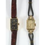 ZWEI DAMENARMBANDUHRN, 585/ooo Gelbgold und doublé, rechteckige Zifferblätter, ca. 2,0 x 1,4,