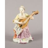 FIGUR "FRAU MIT LAUTE", farbig staffiert, H 10,5, min.rest., Modell Johann Wilhelm LANZ,