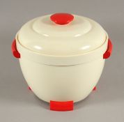 EISBEHÄLTER "THERMOS", farbiger Kunststoff, bez., Dm 22, Modell-Nr. 929, ENGLAND, 1950/60er Jahre