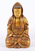 GUANYIN, Holz, über Rotlack vergoldet, sitzende Darstellung, H 21, CHINA