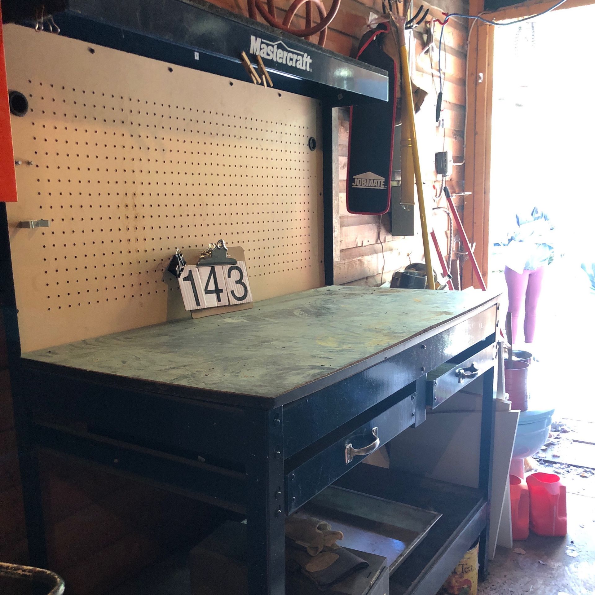 Blue mastercraft work bench - Image 2 of 2