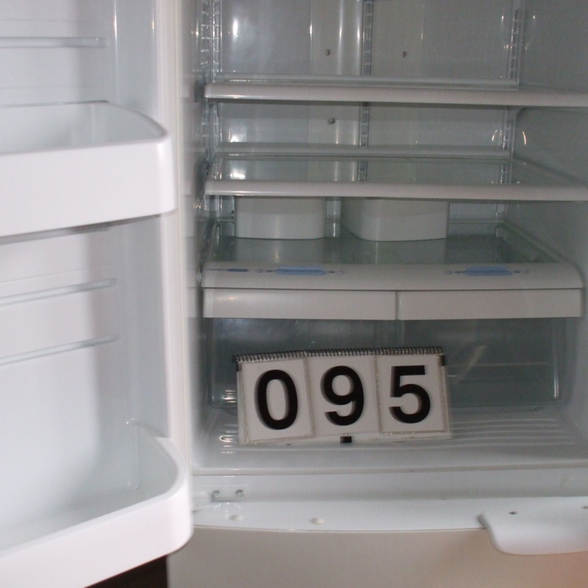 LG Fridge with Bottom freezer