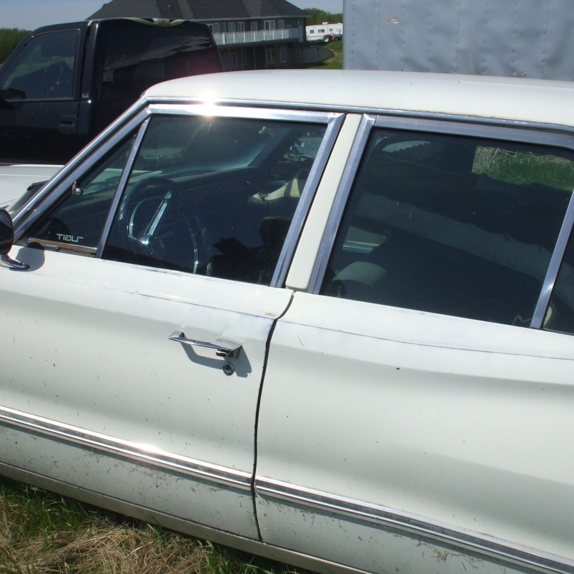 1967 Dodge Coronet 440,V8,383 motor, white, started last fall - Image 5 of 11