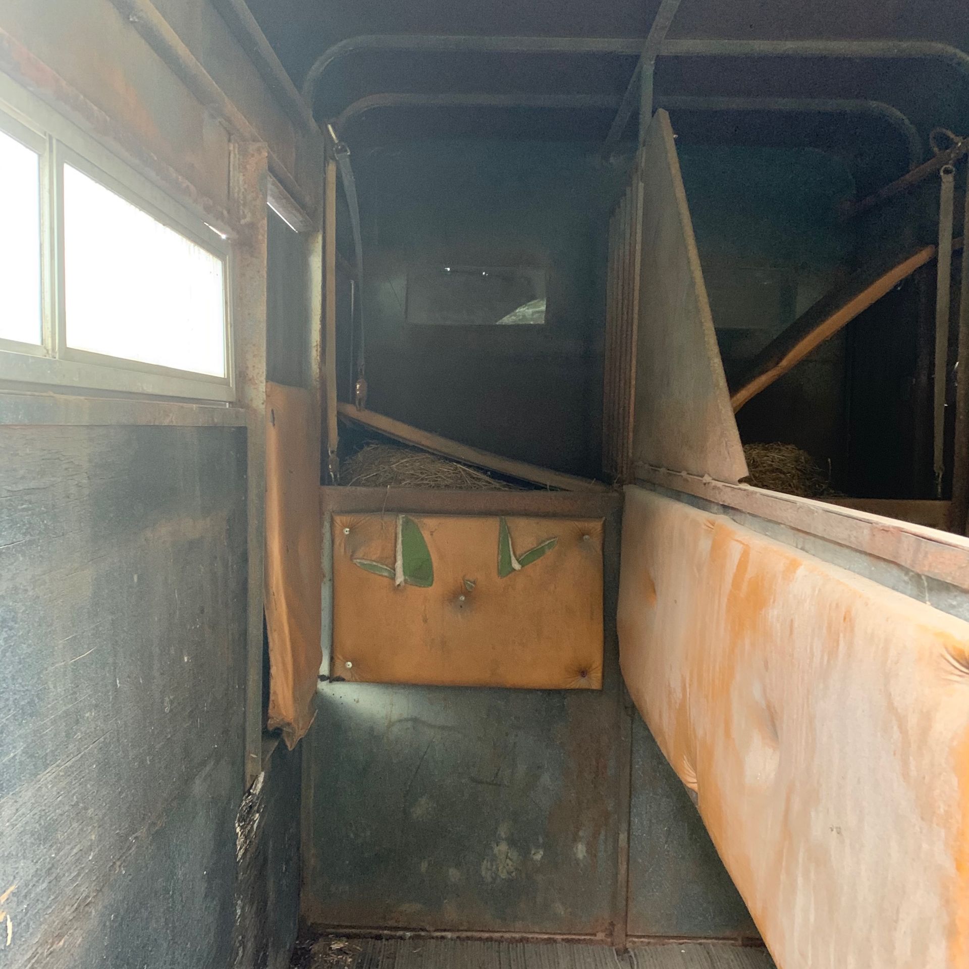 2 Stall Horse Trailer - Image 5 of 8