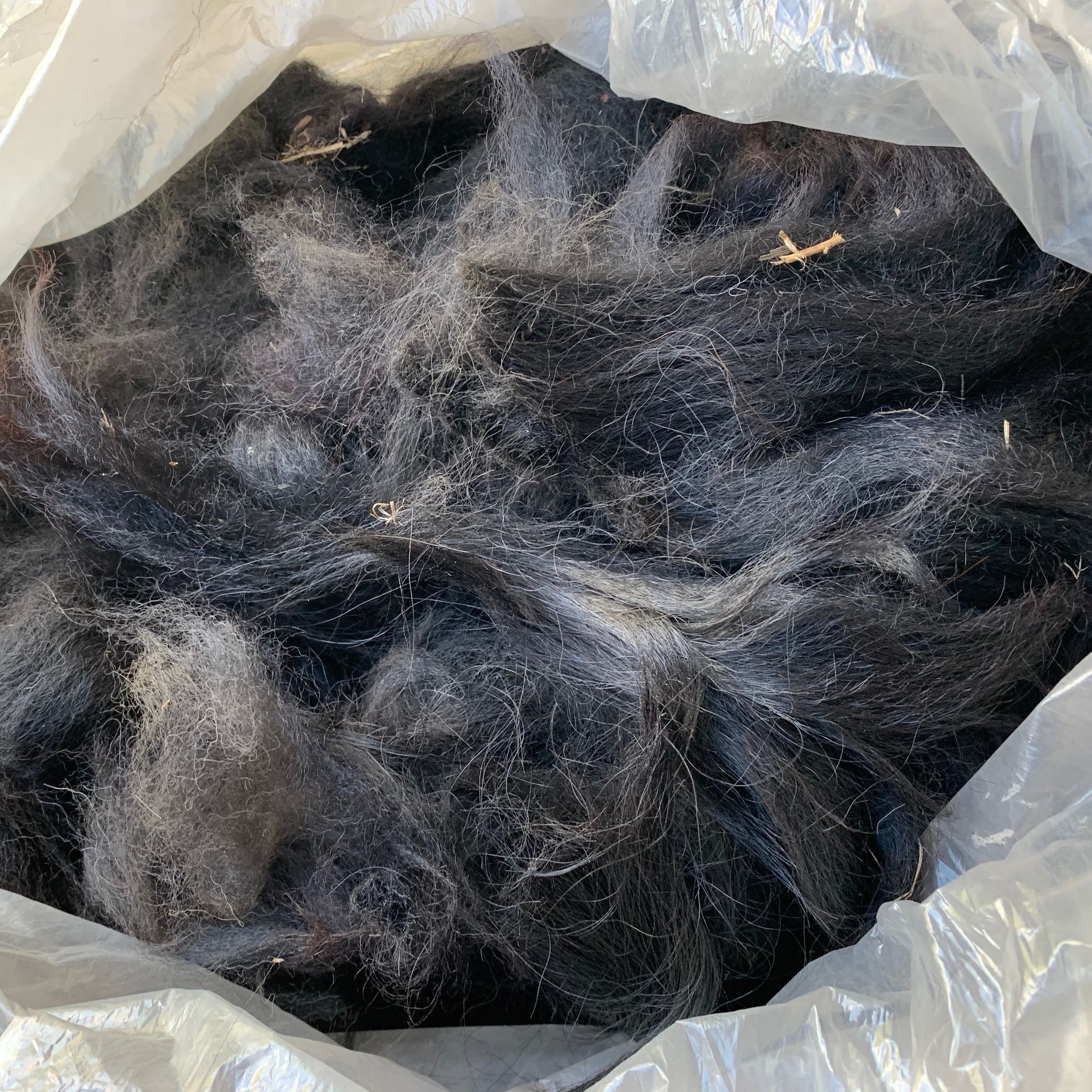 Black Alpaca Raw Fibre (2 Bags) - Image 3 of 5