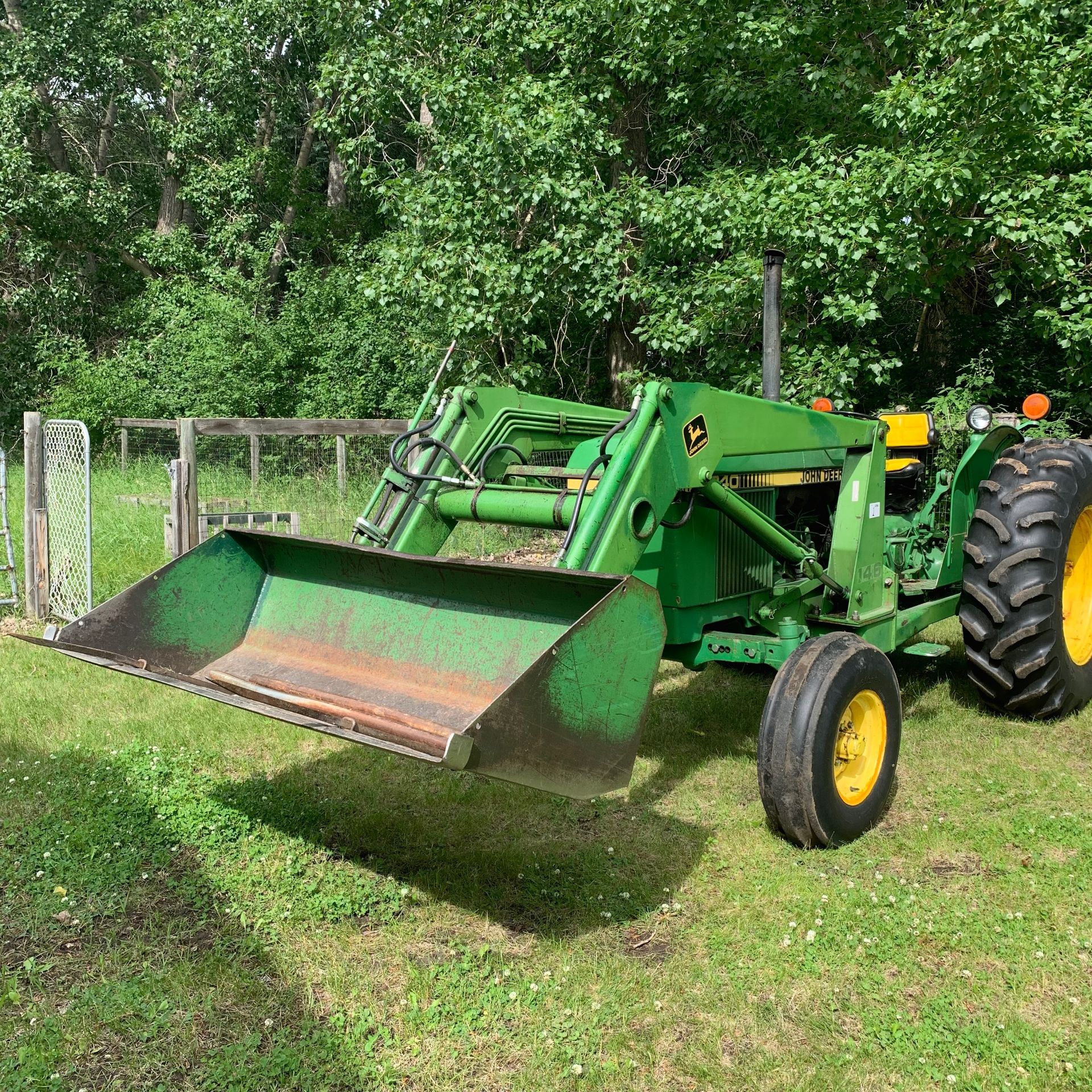 John Deere 1840 with 146 Loader - Image 3 of 8