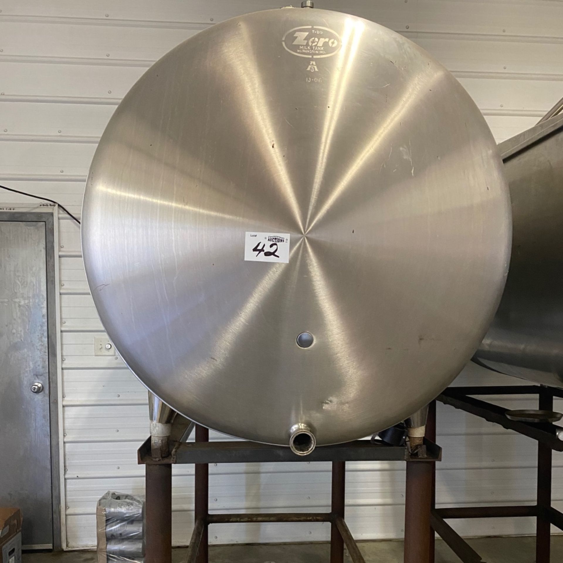 Stainless Steel Bulk Tank with Stand, 350 Gallons