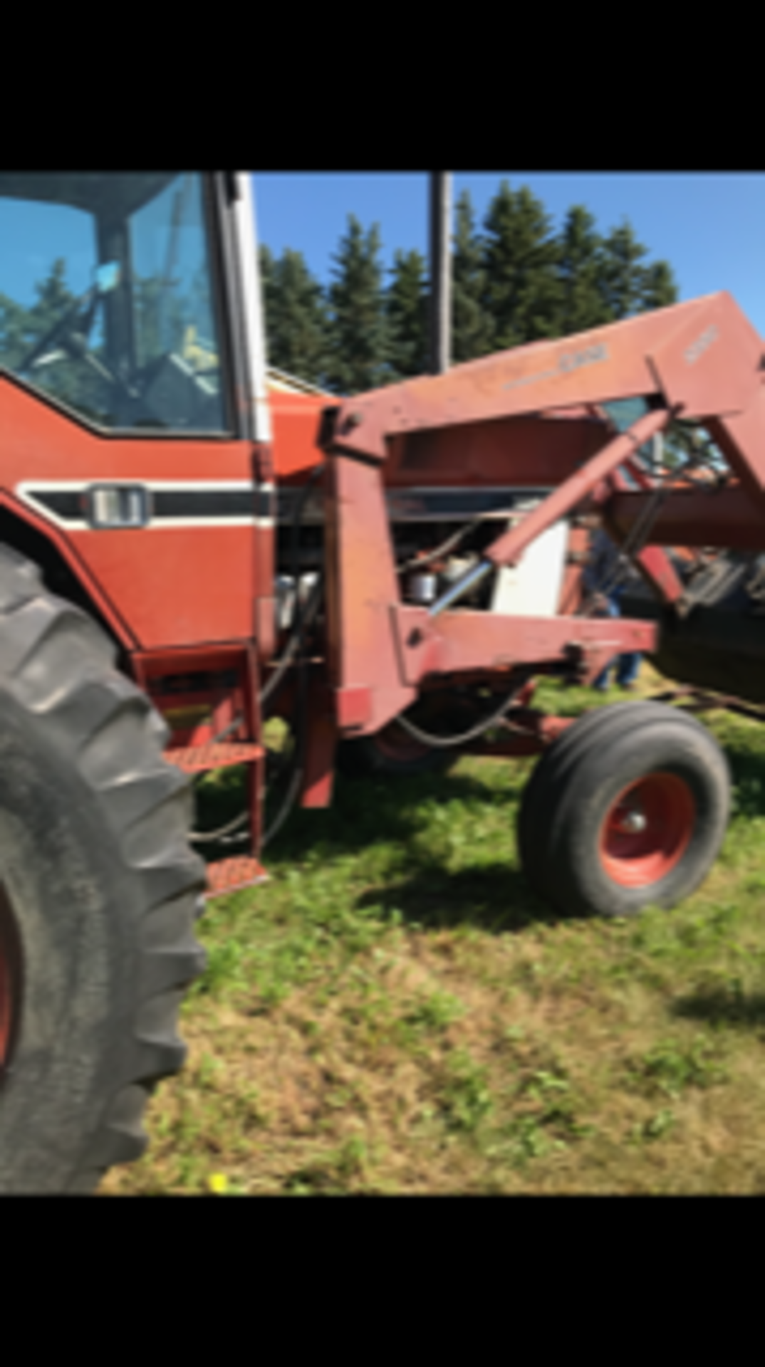 IHC 1086 Tractor withCIH 2350 loader with grapple, cab, 540-1000 pto, triple hyd., 6458 hrs showing, - Image 5 of 5