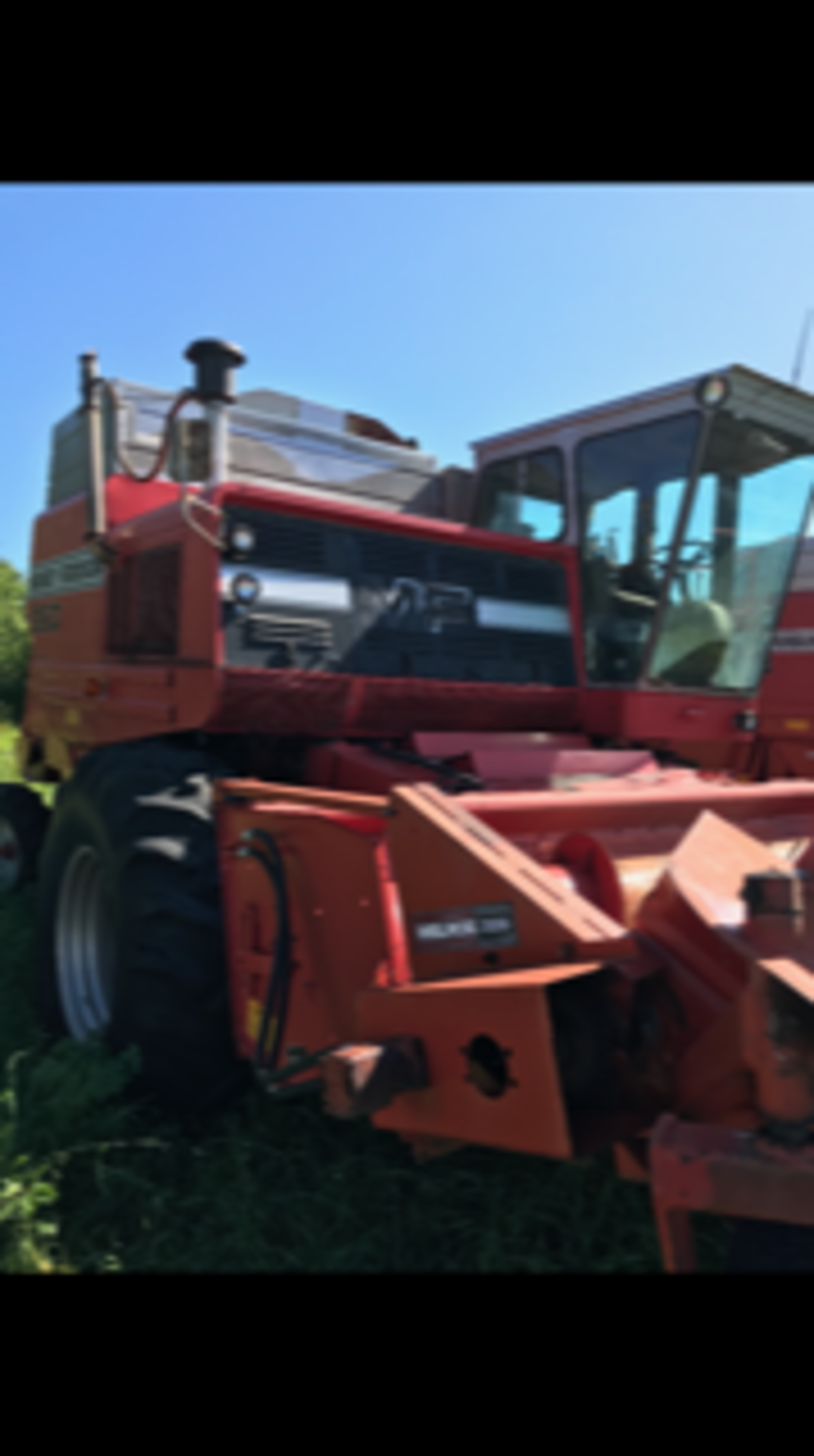 1985 Massy 860 Combine, V8 Perkins engine, Hydro - Image 2 of 3