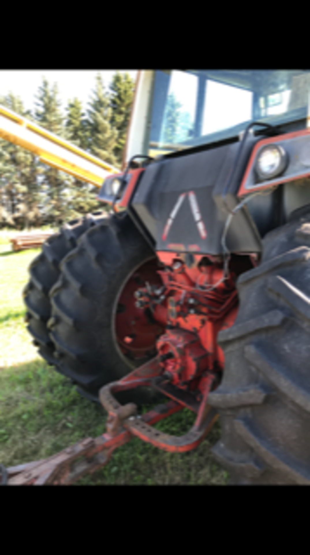 IHC 1486 Tractor, cab, 75170hrs showing, 540-1000 pto. Sn:265013U11886X - Image 2 of 2