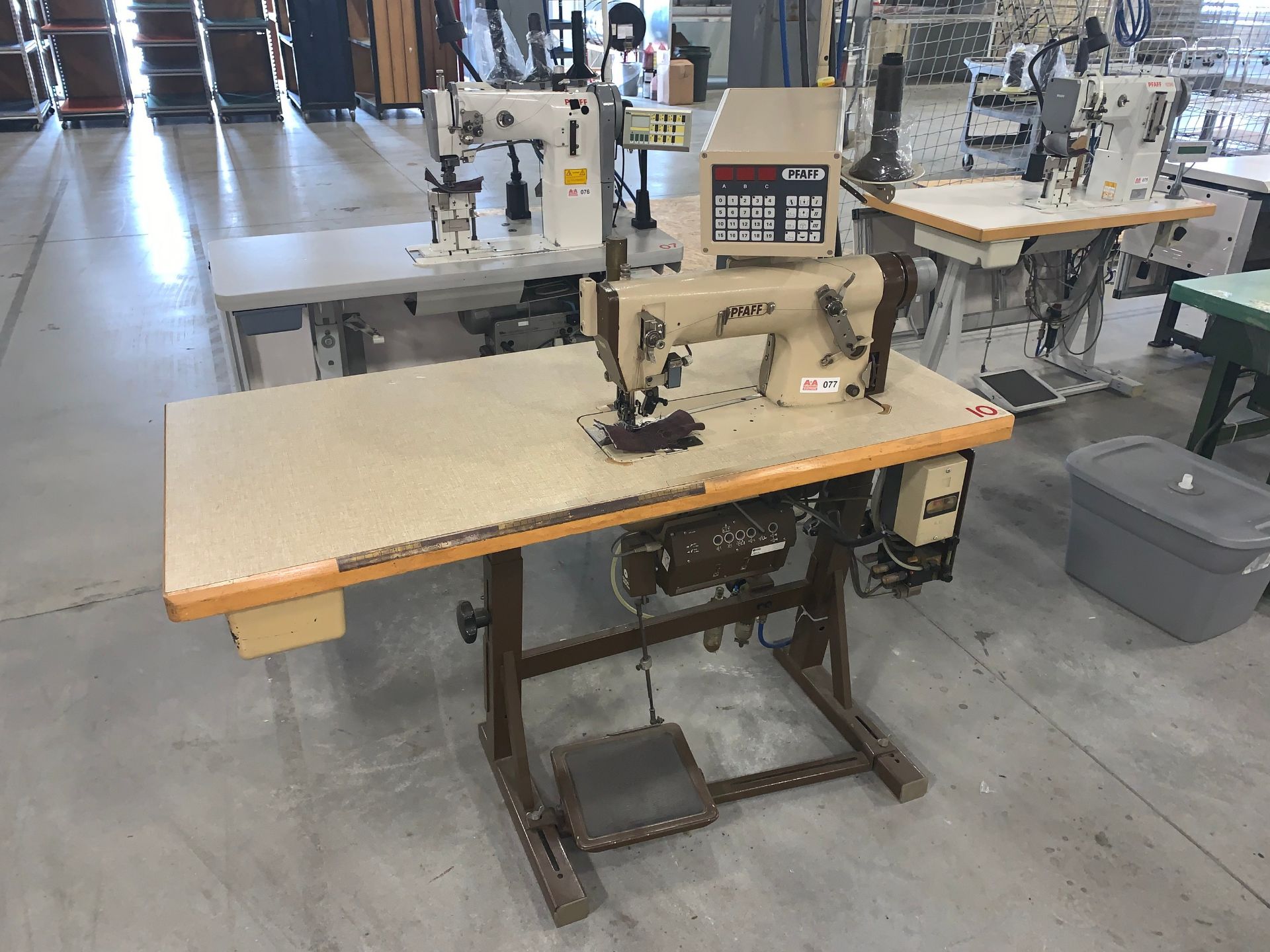 Pfaff Industrial Sewing Machine