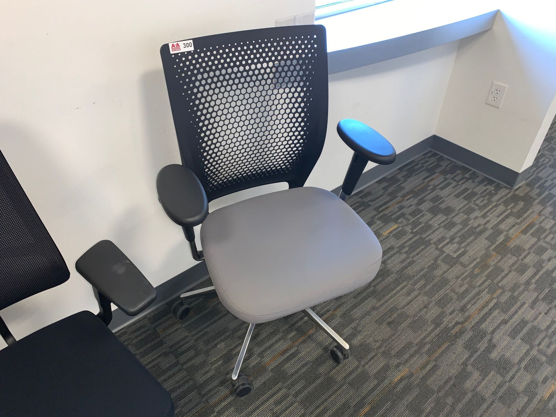 Portable Office Task Chair - Image 2 of 2