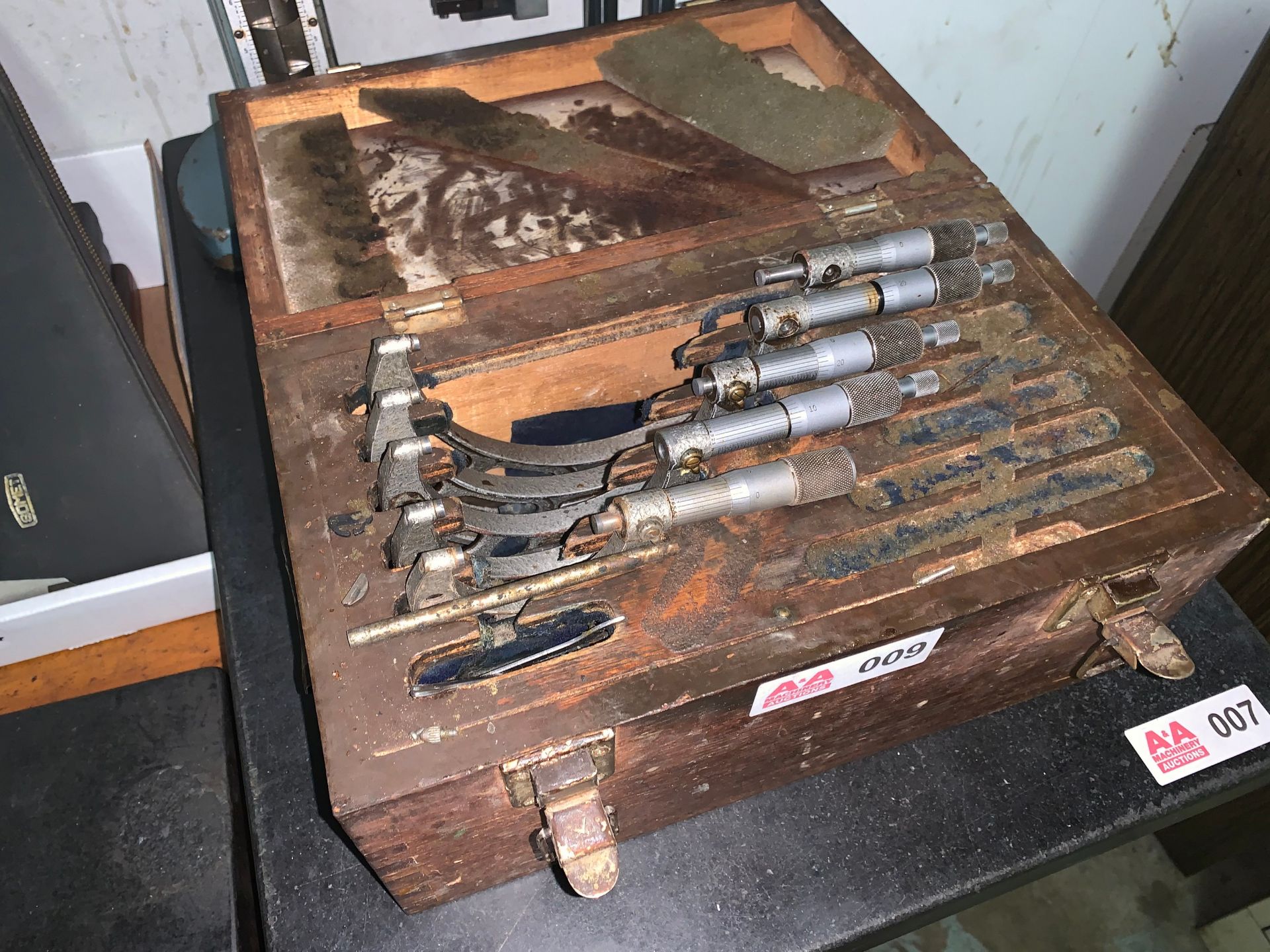 Box with (5) Micrometers - Image 2 of 2