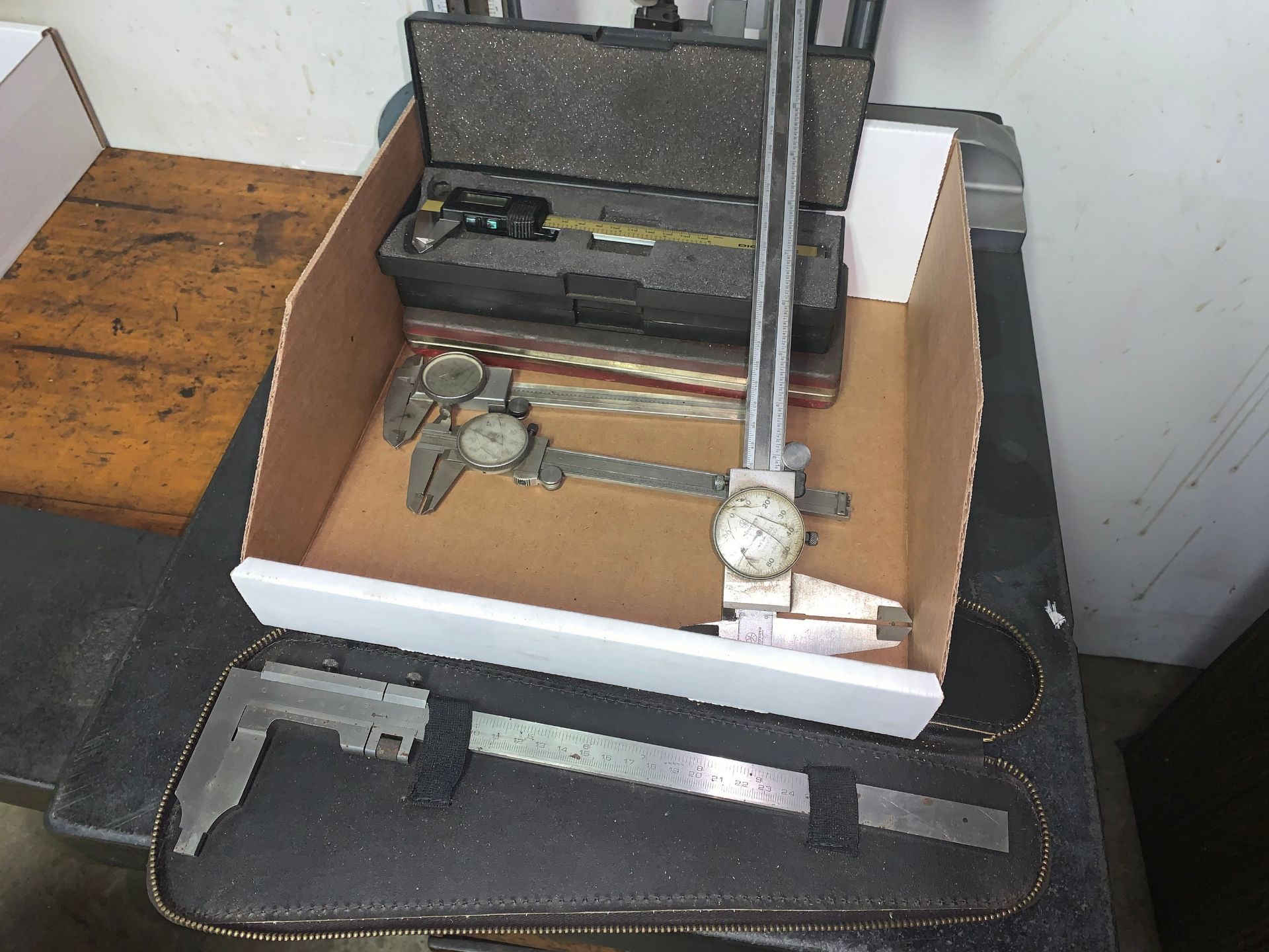 Lot with Various Size Digital and Dial Verniers