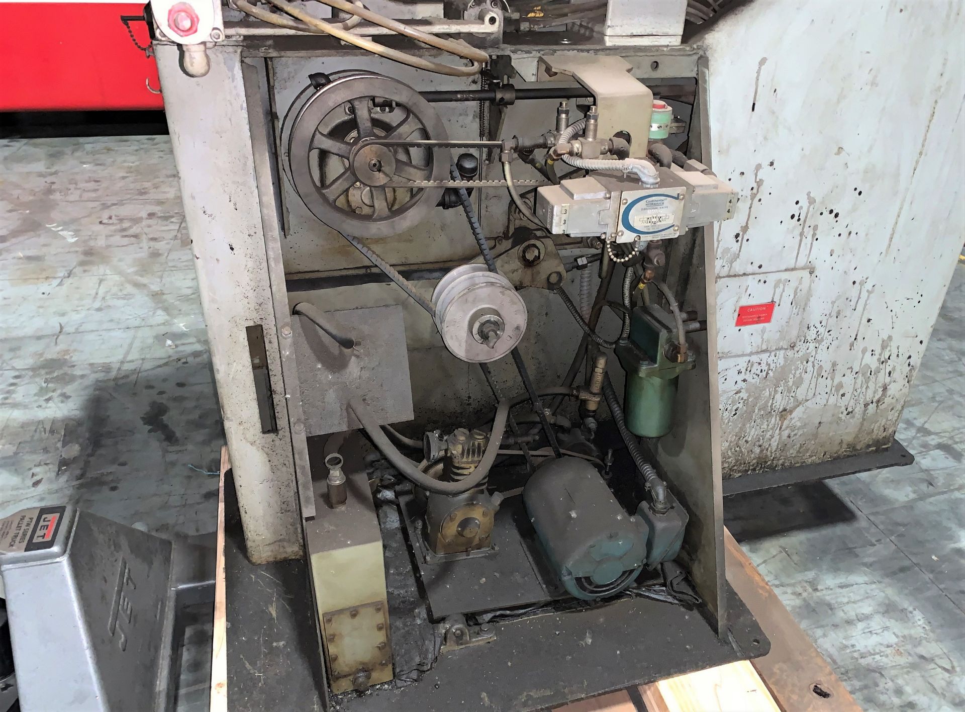 DoAll Mdl. 3612-H Vertical Band Saw - Image 4 of 6