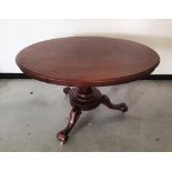 Fine quality, early/mid 19thC oval dining table on central tripod support. The oval top