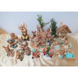 Collection of Pendelfin figures & accessories (25)