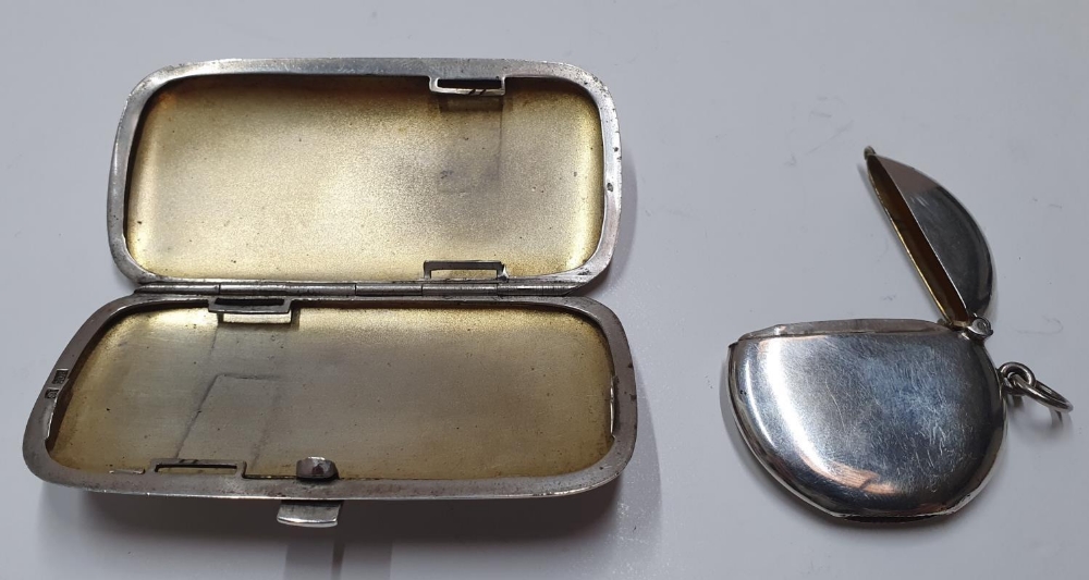 Early 20thC silver cigarette case & silver matchbox case, total combined weight 76 grams - Image 2 of 4