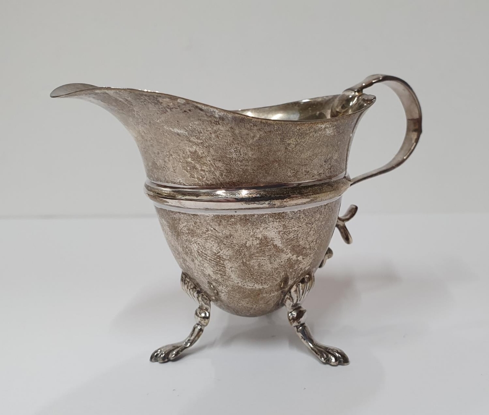 Small 1964 Birmingham silver cream jug, 50 grams - Image 2 of 4
