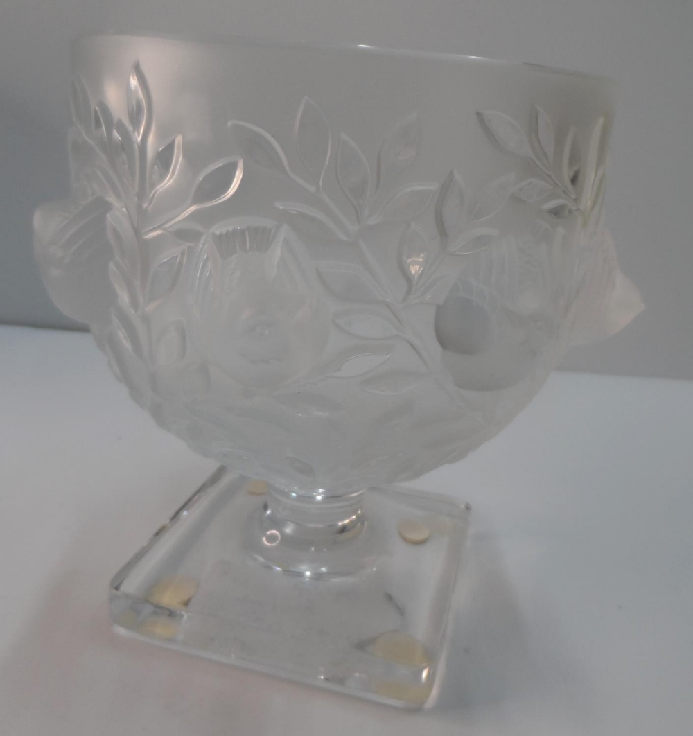 Crystal Lalique of Paris "Elizabeth" glass bowl with original box, product number 12265 The bowl - Image 2 of 7