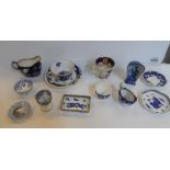 Various small ceramic items, mainly B&W (13)