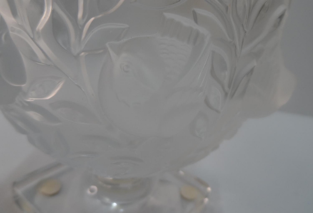 Crystal Lalique of Paris "Elizabeth" glass bowl with original box, product number 12265 The bowl - Image 6 of 7