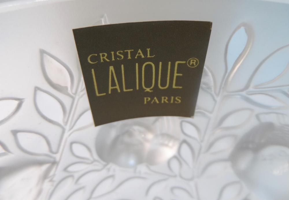 Crystal Lalique of Paris "Elizabeth" glass bowl with original box, product number 12265 The bowl - Image 5 of 7