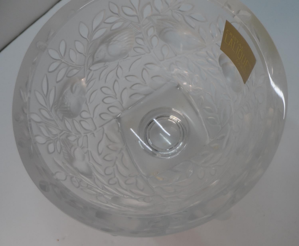 Crystal Lalique of Paris "Elizabeth" glass bowl with original box, product number 12265 The bowl - Image 7 of 7