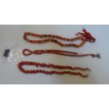 Collection of 2 ladies coral necklaces, a bead necklace & a pair of clip-on vintage earrings