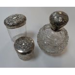 3 Birmingham silver topped cut-glass ladies jars (3), Approx 103 grams gross