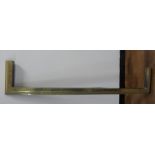 Edwardian brass fender, 235 cm wide