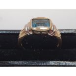 9ct yellow gold and topaz ring Approx gross weight 2.7 grams, Size L