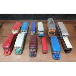 Collection of twelve CORGI buses/coaches (12)