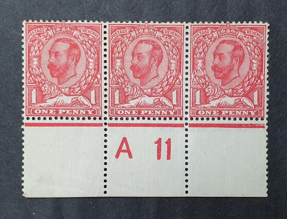 KG V 1911 carmine red, MINT strip of 1d with A11 to edge (3)