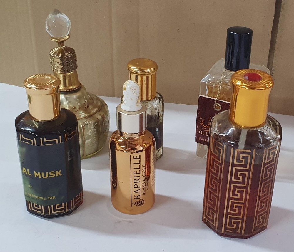 Collection of mainly middle-eastern perfume bottles and oils (6) - Image 3 of 3