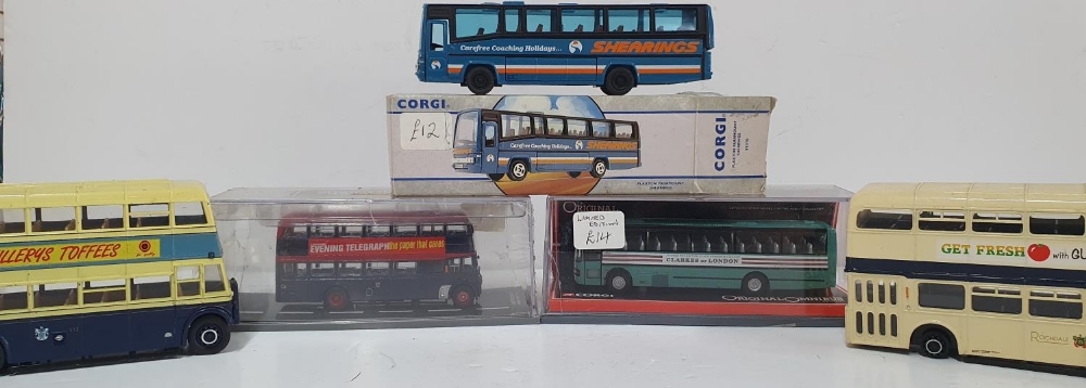 Collection of 5 Corgi buses to include 3 still in original boxes (5) - Image 2 of 3