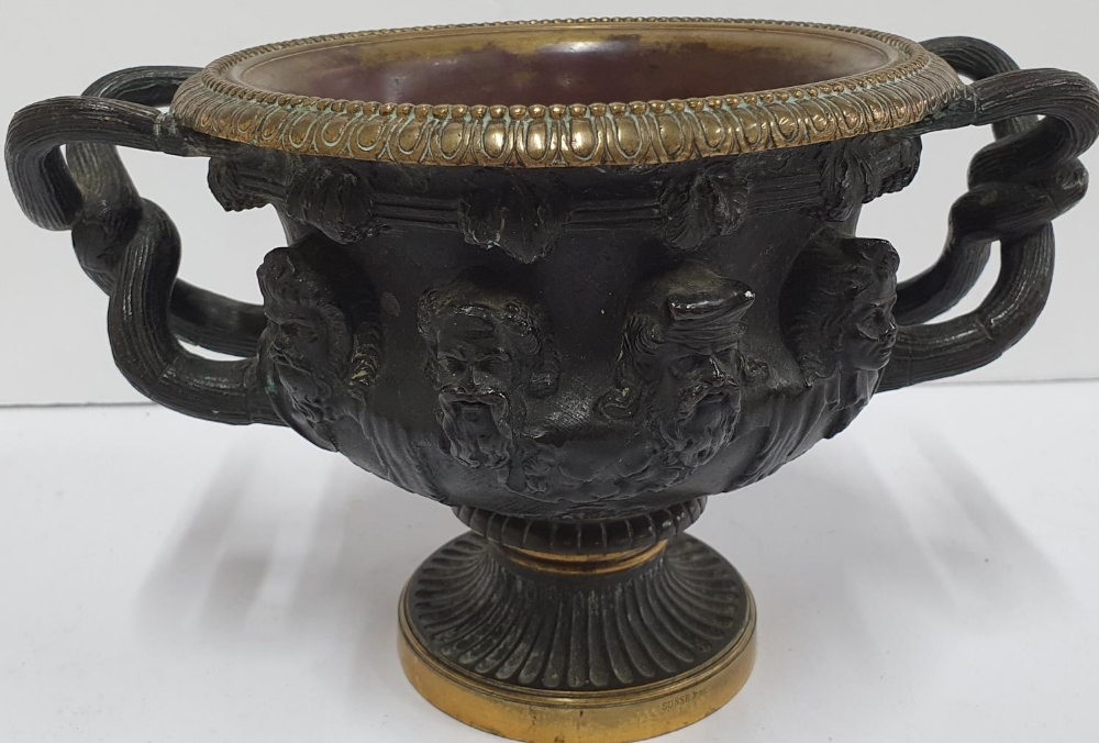 Stunning, finely cast Victorian bronze 2-handled bowl, 16 cm diameter