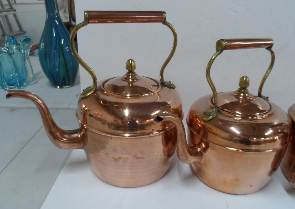 Four old copper kettles including a Simplex example (4) - Image 2 of 4