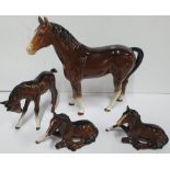 Family of 4 Beswick horses (4), largest 17 x 26 cm, All appear in good condition